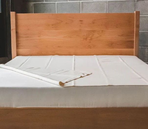 Natural Wool Moisture Barrier mattress protector Twin - SHOO-FOO, comfort of natural fibers